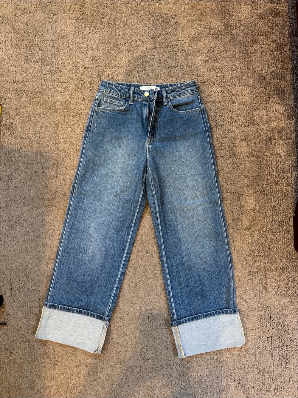 NWOT Vici Women's Boyfriend Jeans in Medium Blue Wash
